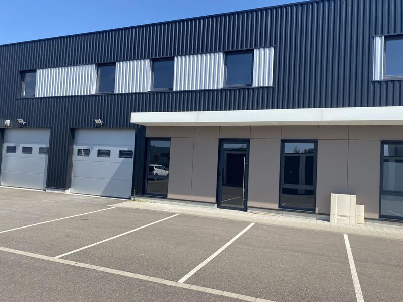 Local commercial - 306 m²