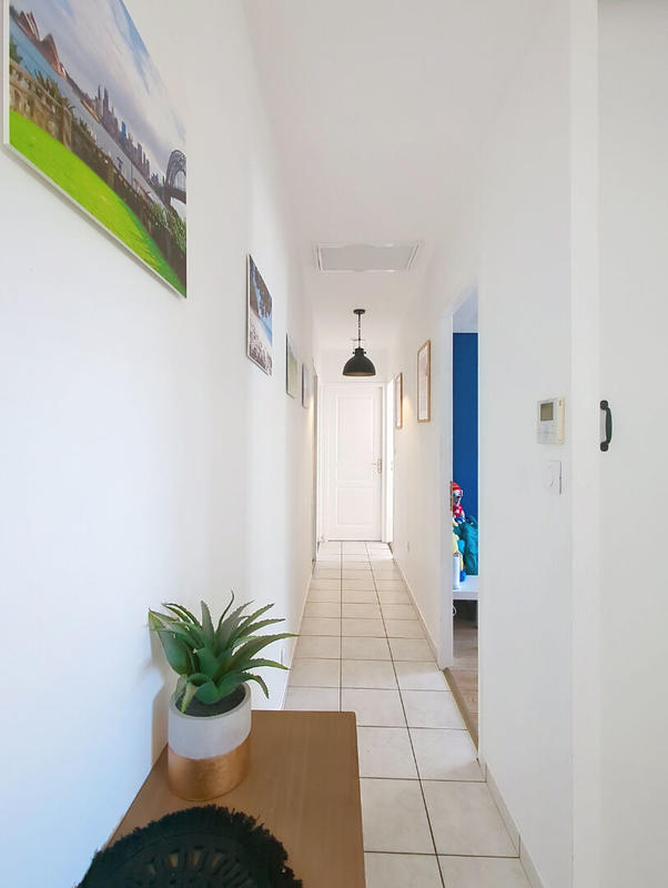 Maison - 90 m² - 5 pièces