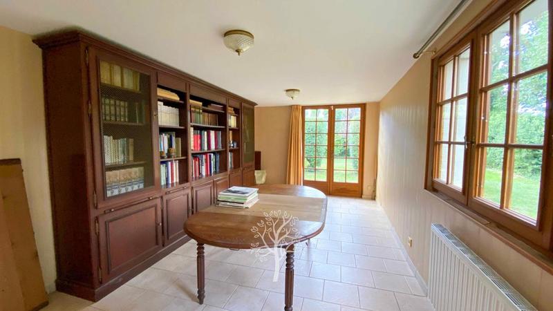 Maison - 160 m² - 8 pièces