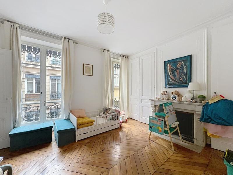 Appartement - 87 m² - 3 pièces