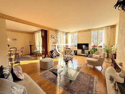 Appartement - 137 m² - 5 pièces