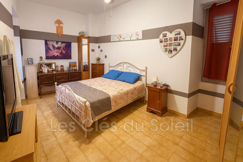 Maison - 75 m² - 5 pièces