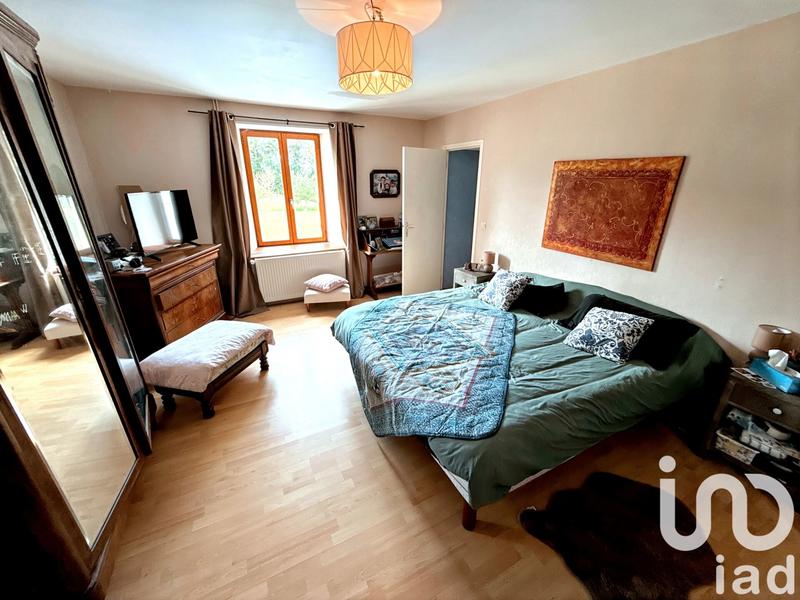 Maison - 326 m² - 11 pièces