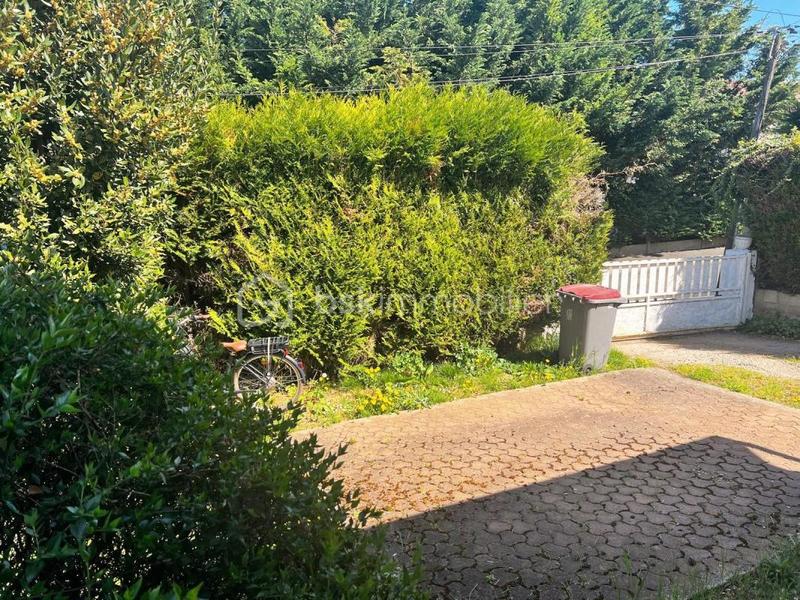 Maison - 80 m² - 5 pièces