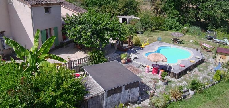 Maison - 177 m² - 7 pièces