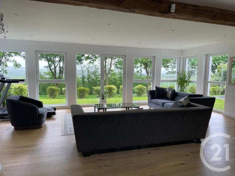 Maison - 179 m² - 7 pièces