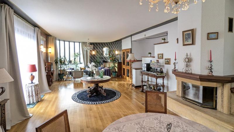 Maison chambre d'hôtes - 200 m² - 7 pièces