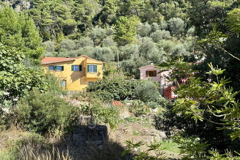 Maison - 108 m² - 4 pièces