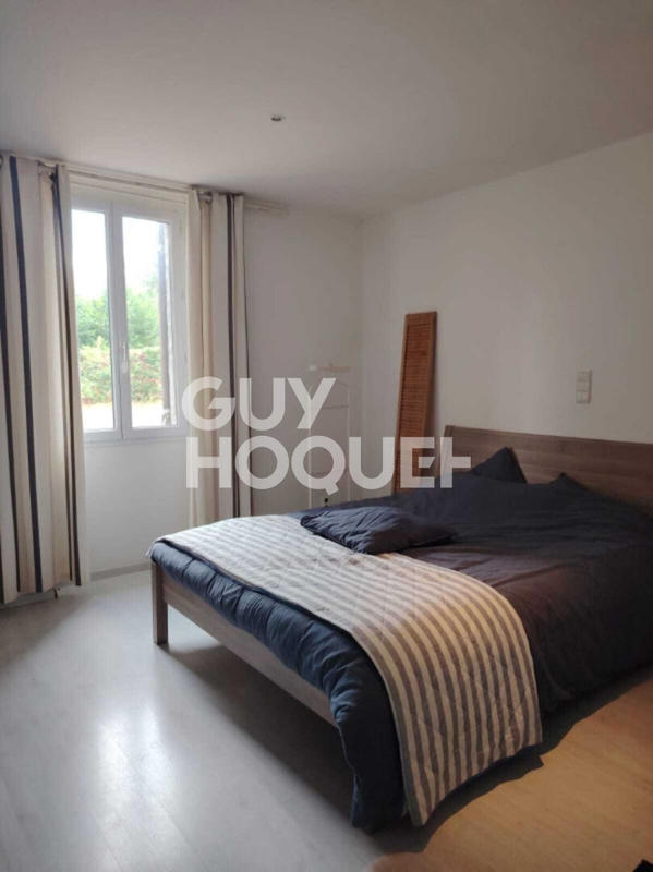 Maison - 280 m² - 6 pièces