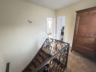 Maison de ville - 143 m² - 10 pièces