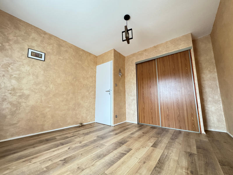 Maison - 87 m² - 5 pièces