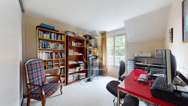 Maison - 172 m² - 7 pièces