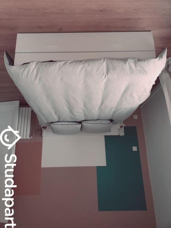 Chambre - 13 m² - 1 pièce