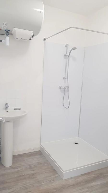 Magasins - 32 m² - 1 pièce