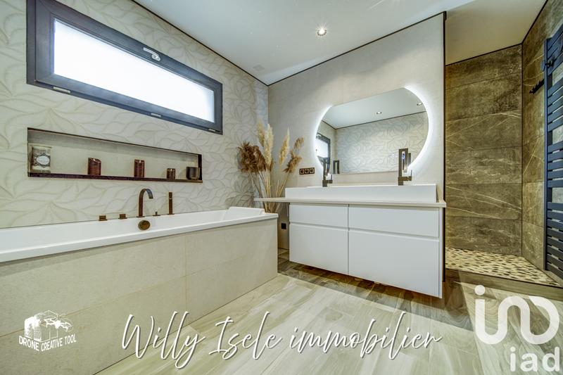 Maison de maîtres - 330 m² - 10 pièces