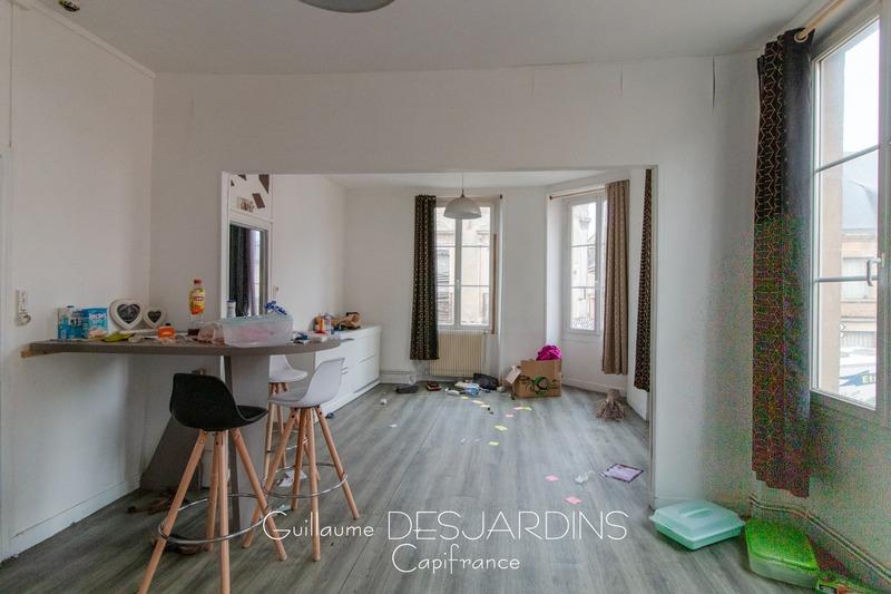 Immeuble - 150 m² - 8 pièces