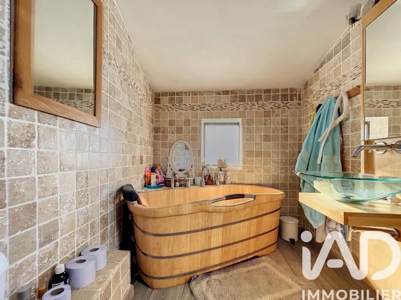 Maison de village - 230 m² - 10 pièces