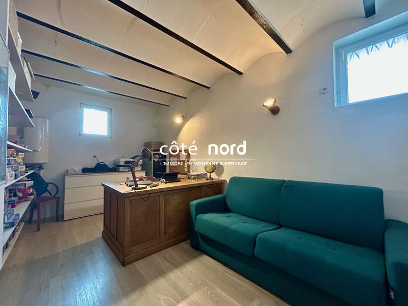 Maison - 248 m² - 8 pièces