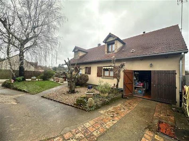 Maison - 120 m² - 5 pièces