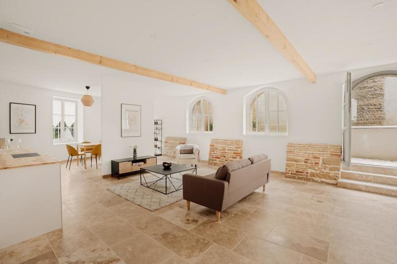 Appartement - 128 m² - 5 pièces