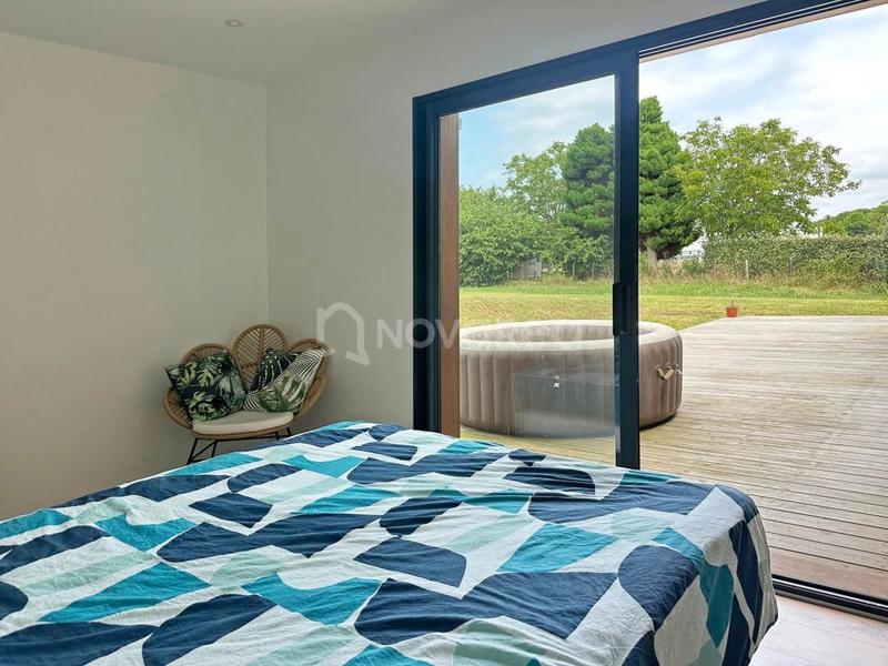 Maison - 140 m² - 5 pièces