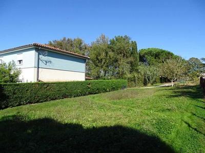 Maison jumelée - 130 m² - 5 pièces