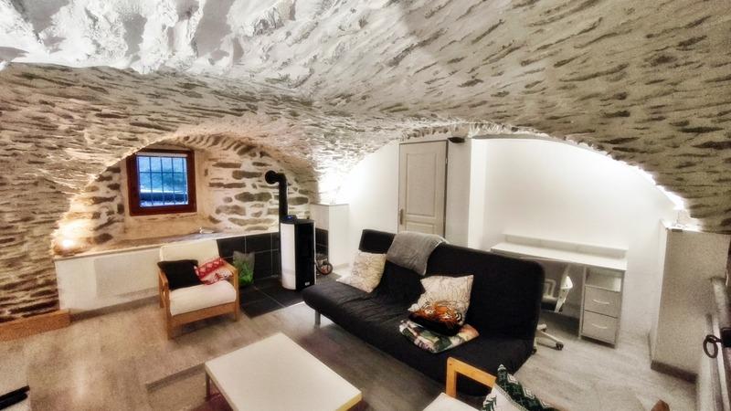 Maison en pierre - 274 m² - 8 pièces