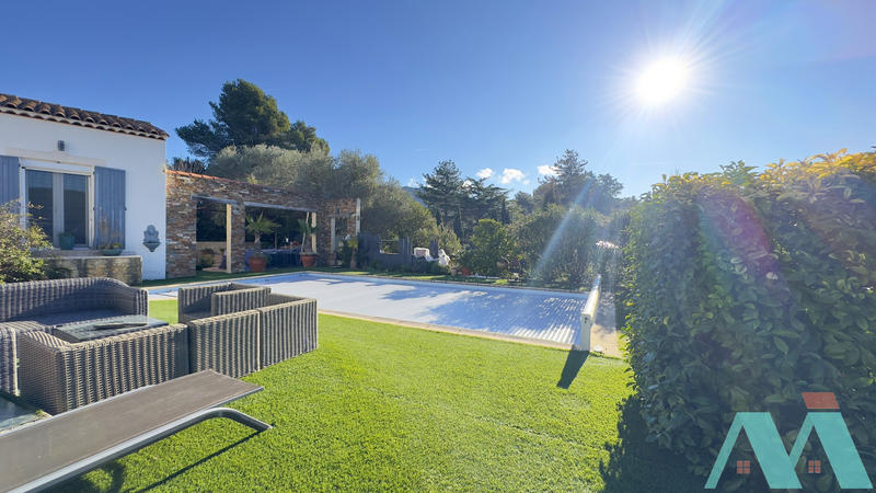 Maison - 190 m² - 7 pièces