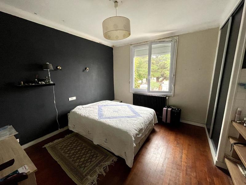 Maison - 380 m² - 16 pièces