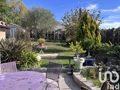 Maison - 88 m² - 4 pièces