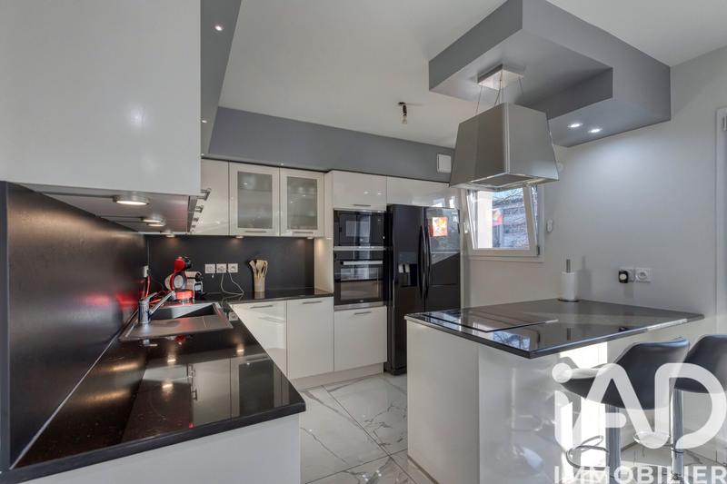 Maison - 149 m² - 5 pièces