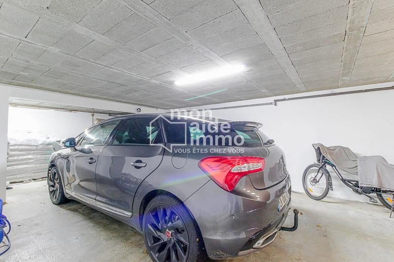 Maison - 98 m² - 4 pièces