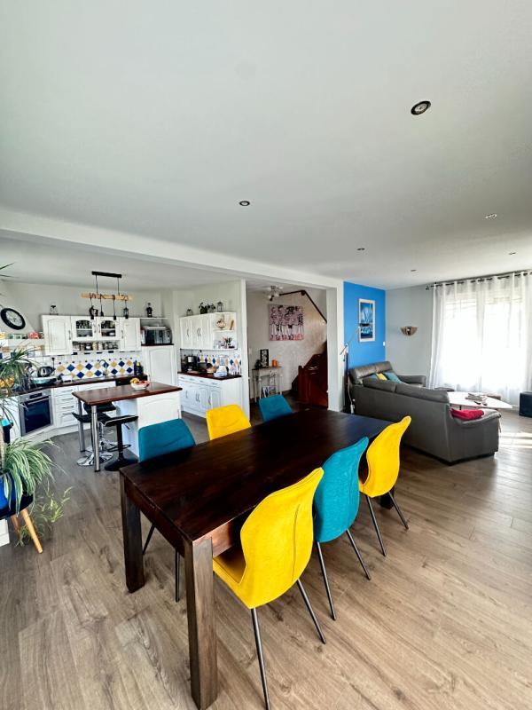 Maison - 142 m² - 7 pièces