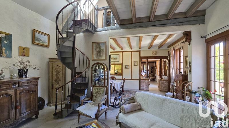 Maison de village - 240 m² - 9 pièces