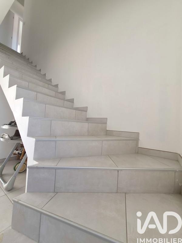 Maison - 105 m² - 4 pièces