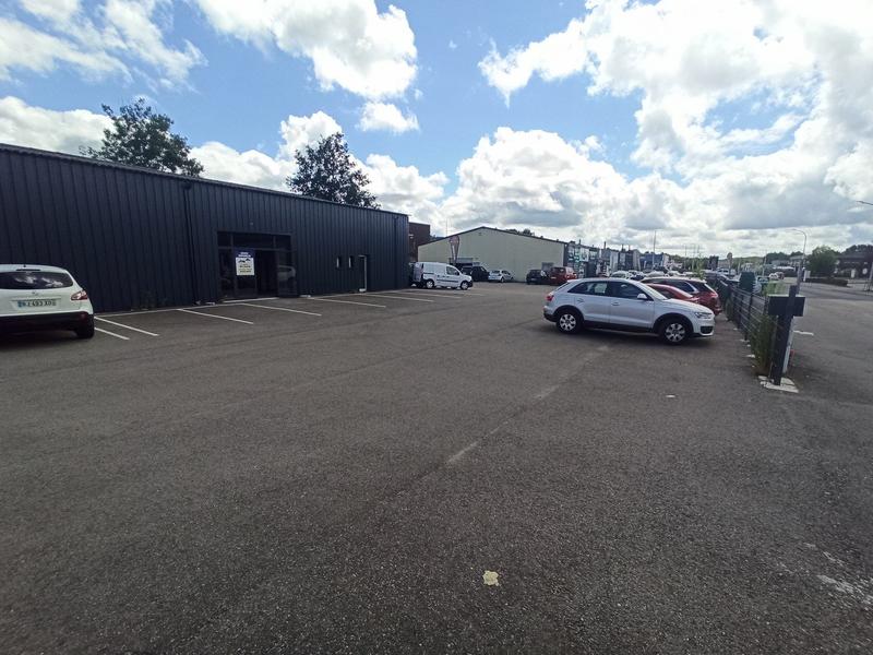 Local commercial - 290 m² - 5 pièces