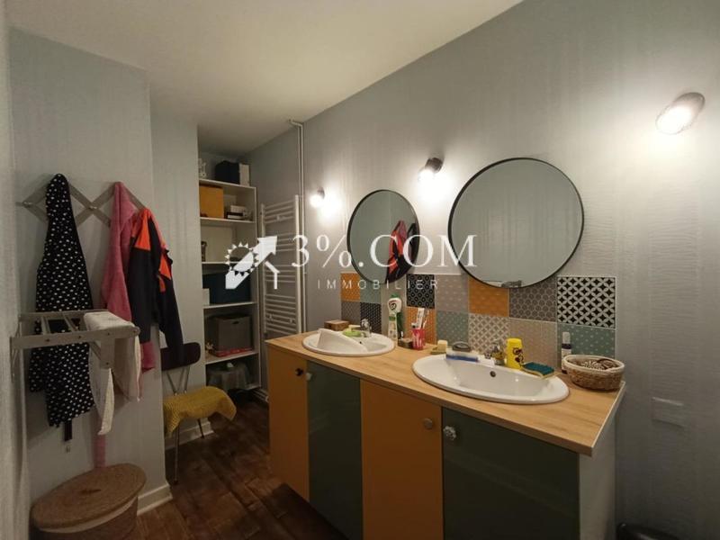 Maison - 96 m² - 7 pièces