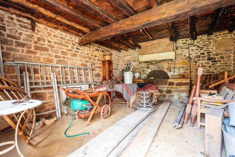 Propriété - 304 m² - 11 pièces