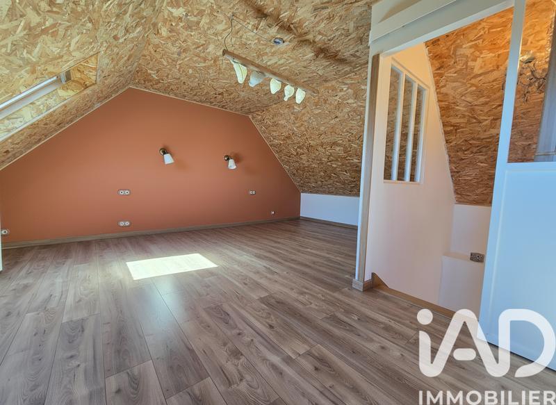 Maison - 214 m² - 6 pièces