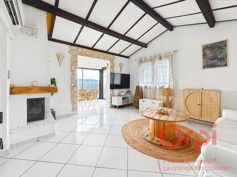 Maison - 146 m² - 8 pièces