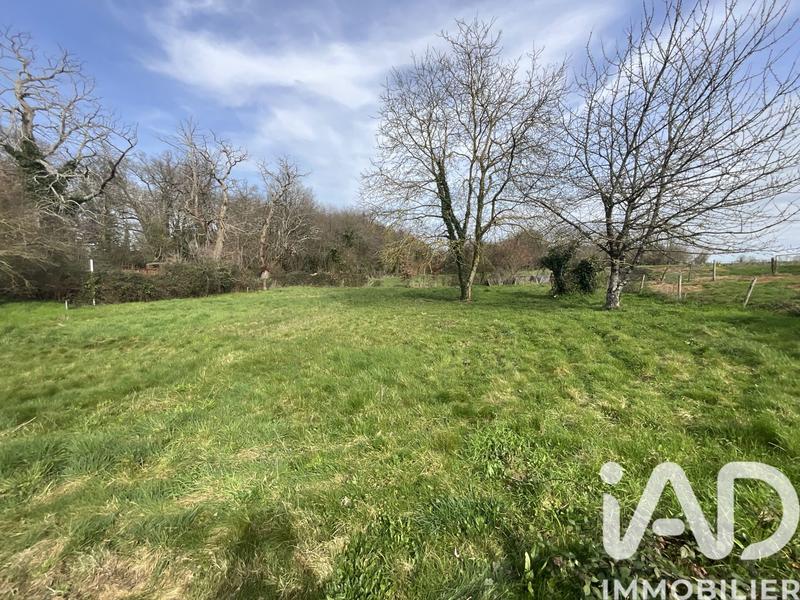 Maison - 180 m² - 8 pièces