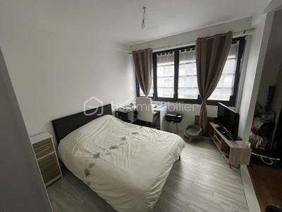 Appartement - 102 m² - 4 pièces