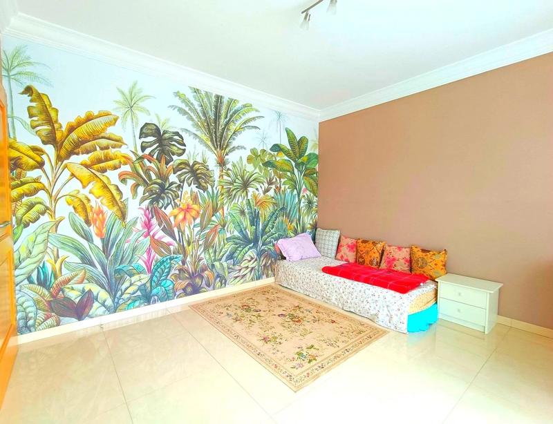 Maison - 280 m² - 6 pièces