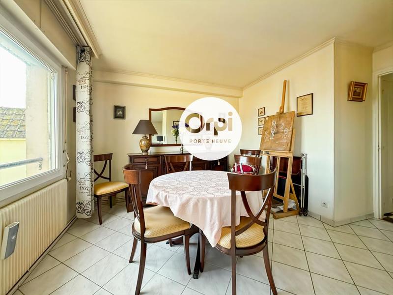 Appartement - 79 m² - 3 pièces