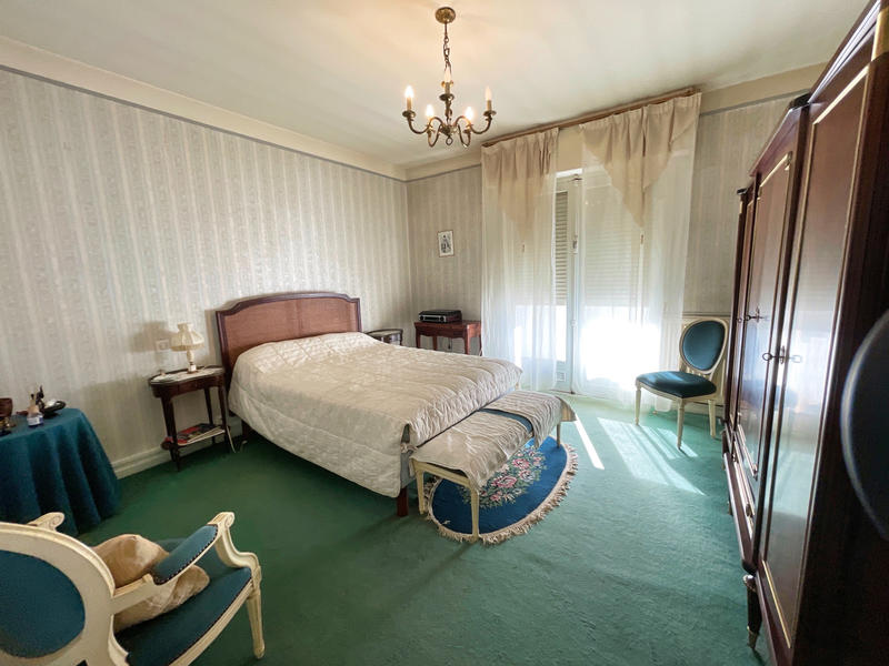 Maison de village - 319 m² - 14 pièces