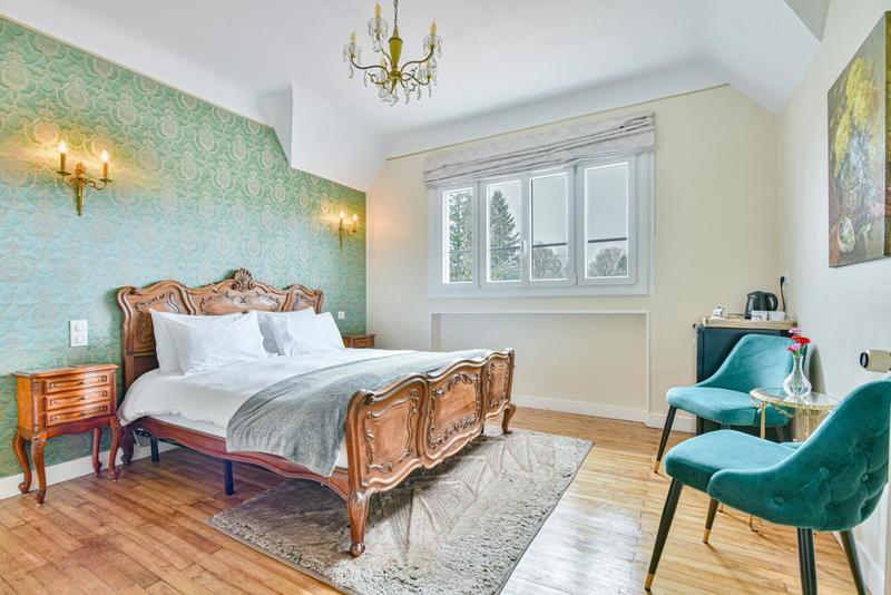 Maison - 195 m² - 9 pièces