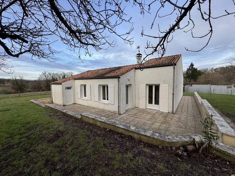 Maison - 95 m² - 5 pièces