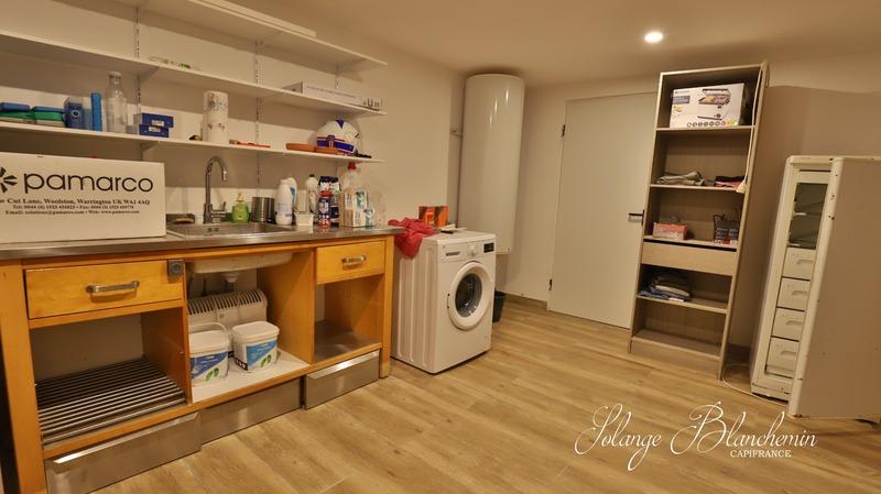 Maison - 170 m² - 8 pièces