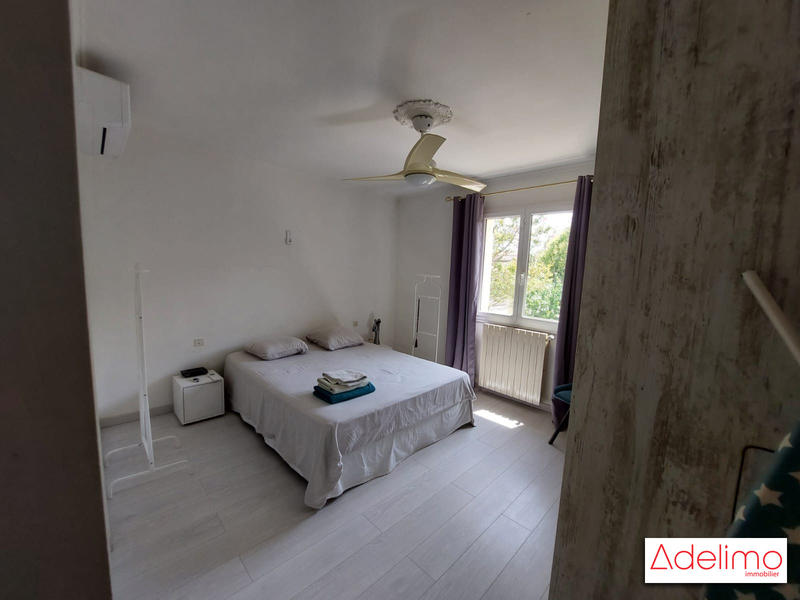 Villa - 231 m² - 9 pièces