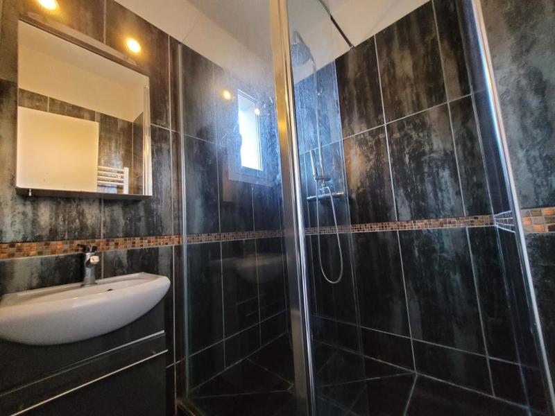 Appartement - 81 m² - 3 pièces